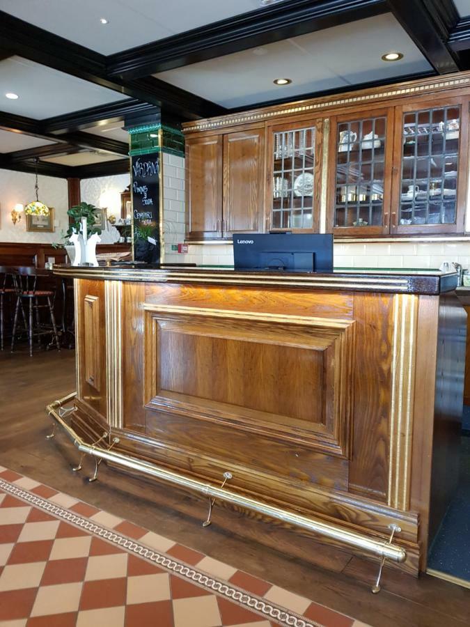 Hotel Bishops Arms Mora Buitenkant foto